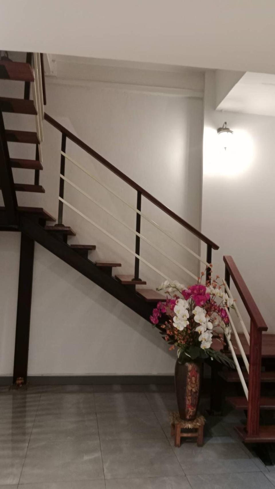 Montana Court Pattaya 아파트 외부 사진